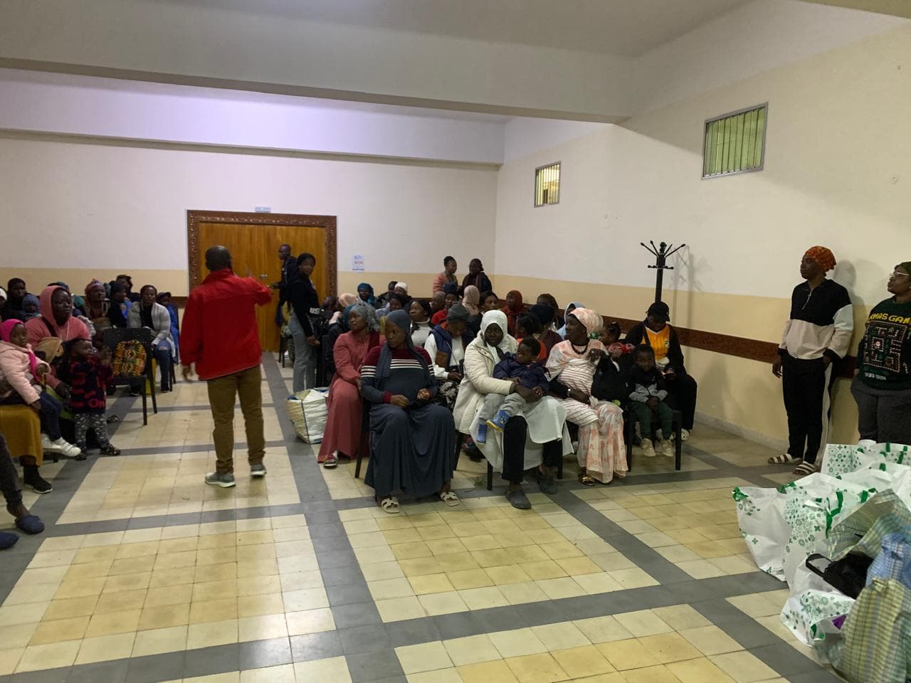 Activité sociale et de dons avec Lumière des Nations 2